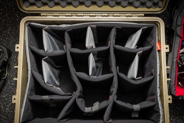 Riffster - Condition 1 case open dividers