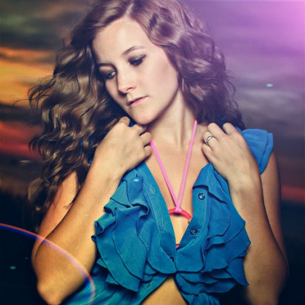 Riffster - Female portrait photography at sunset